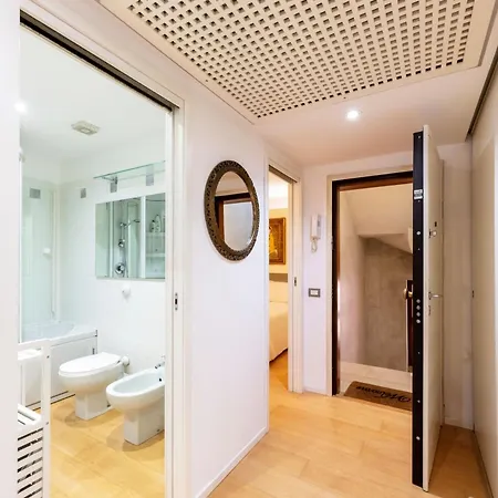 Easylife - Amazing Apartment At Rialto Venezia Exterior photo